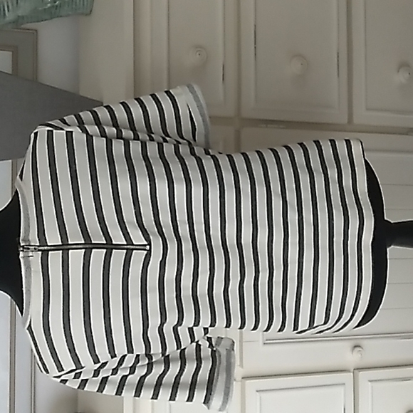 Green Envelope Striped Top - Picture 2 of 3